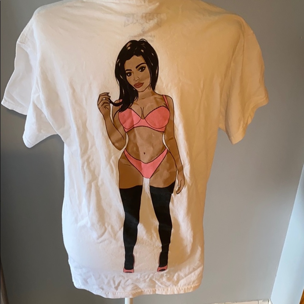 Graphic t shirt